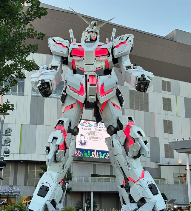 UNICORN GUNDAM